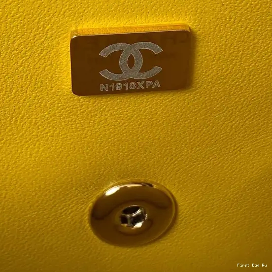 First Bag Ru TOP CHANEL WITH BAG FLAP HANDLE-18CM 0518
